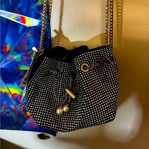 Dainty purse